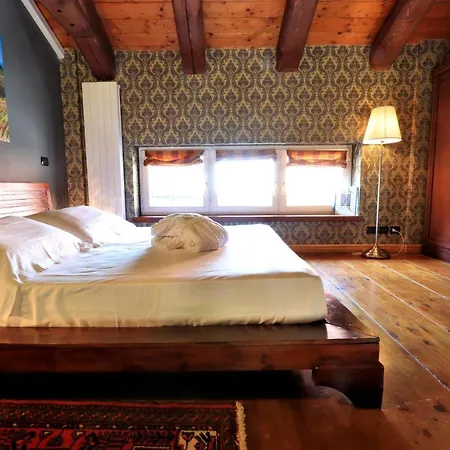 Felicin - Palazzo Boeri Panoramic Aparthotel Monforte dʼAlba
