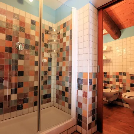 Felicin - Palazzo Boeri Panoramic Апарт-отель Монфорте-д'Альба