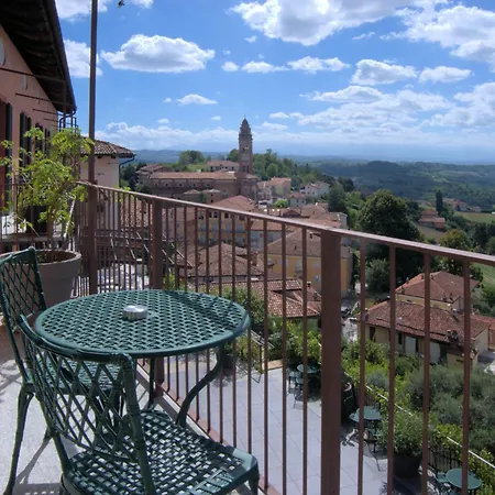 Felicin - Palazzo Boeri Panoramic Apart Otel