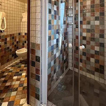 Felicin - Palazzo Boeri Panoramic Апарт-отель Монфорте-д'Альба