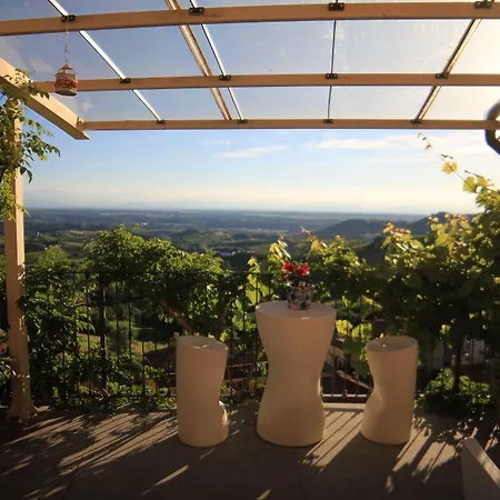 شقة فندقية Felicin - Palazzo Boeri Panoramic Monforte dʼAlba