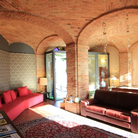 Апарт-отель Felicin - Palazzo Boeri Panoramic Монфорте-д'Альба