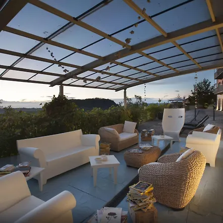 Felicin - Palazzo Boeri Panoramic 4* Монфорте-д'Альба