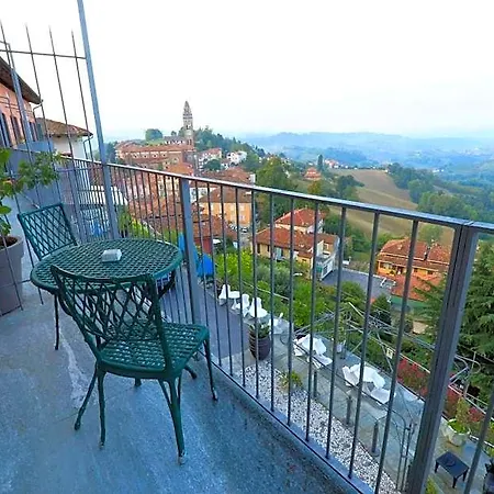 Apart-hotel Felicin - Palazzo Boeri Panoramic Monforte dʼAlba