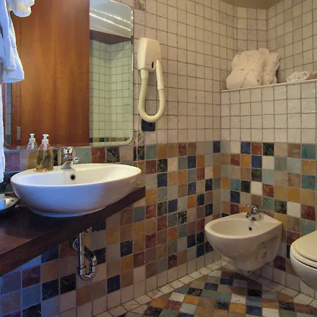 Apart-hotel Felicin - Palazzo Boeri Panoramic Monforte dʼAlba