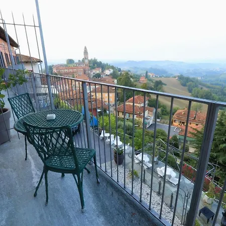 Felicin - Palazzo Boeri Panoramic Monforte dʼAlba