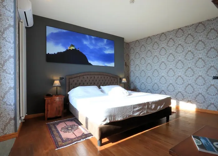 Felicin - Palazzo Boeri Panoramic Aparthotel