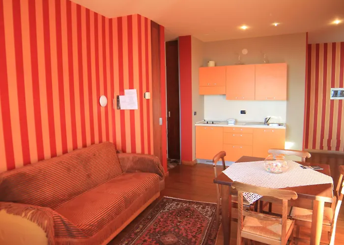 Aparthotel Felicin - Palazzo Boeri Panoramic Monforte dʼAlba