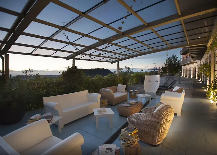 Felicin - Palazzo Boeri Panoramic 4* Monforte dʼAlba