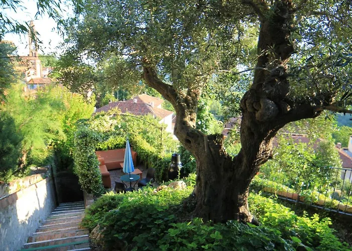 Aparthotel Felicin - Palazzo Boeri Panoramic Monforte dʼAlba